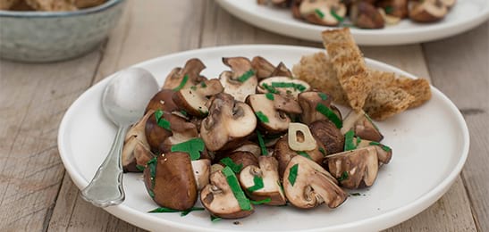 champignons met champignons met