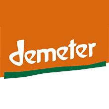 Bij het Demeter keurmerk is rekening gehouden met dierenwelzijn, milieu en natuur. Producten worden geteeld zonder kunstmest en chemische bestrijdingsmiddelen.