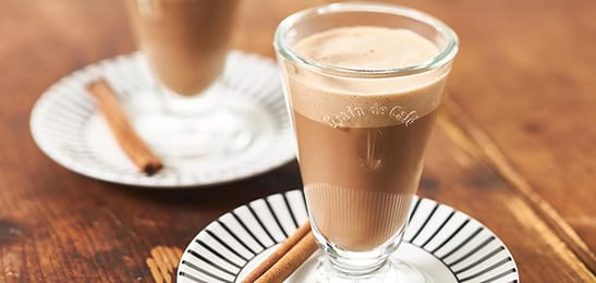 Recept van het Voedingscentrum: Kruidige koffie-chocodrank