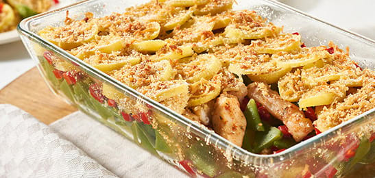 Recept van het Voedingscentrum: Ovenschotel met vis, groente en een aardappeldakje