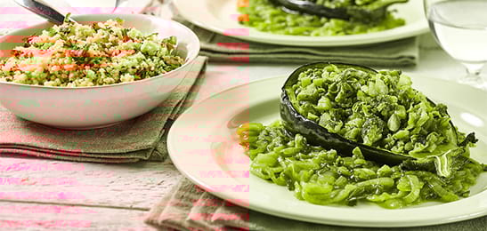 Recept van het Voedingscentrum: Aubergine met notengehakt en bulgur