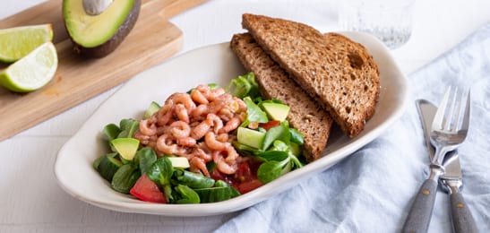 Afbeelding van Uitgelicht Recept: Salade met garnalen en limoendressing