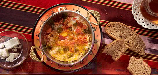 Recept van het Voedingscentrum: Menemen (Turks ei met tomaat en groene peper)
