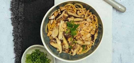 Recept van het Voedingscentrum: Pasta met garnalen en shiitake