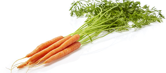Bospeen bevat veel vezels en voedingsstoffen en weinig calorieën. Wortelen zijn rijk aan beta-caroteen. 
