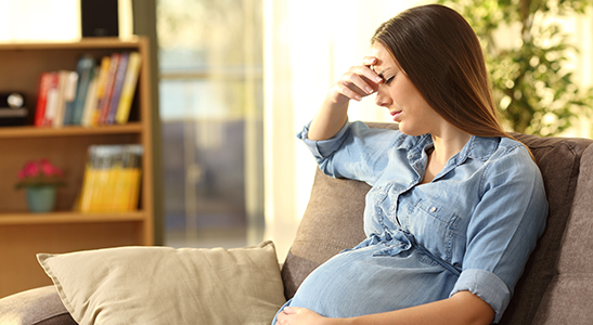 als je alst hebt van brandend maagzuur tijdens je zwangerschap, probeer dan rustig en regelmatig te eten
